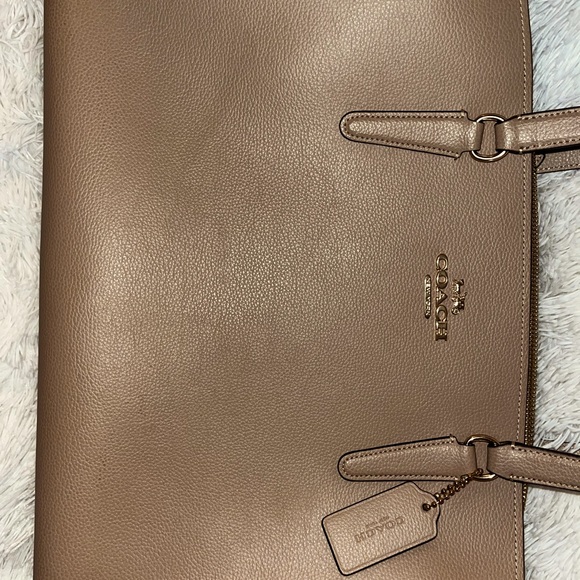 Coach Tatum Carryall 40 - Picture 5 of 12